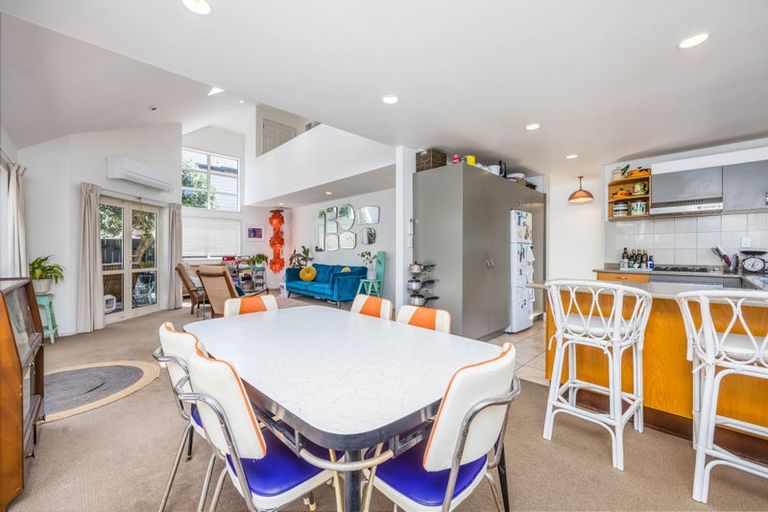 Photo of property in 51 Hart Road, Hauraki, Auckland, 0622