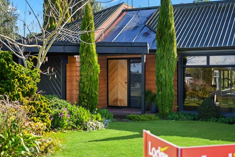 Photo of property in 28 Church Road, Pukete, Hamilton, 3200