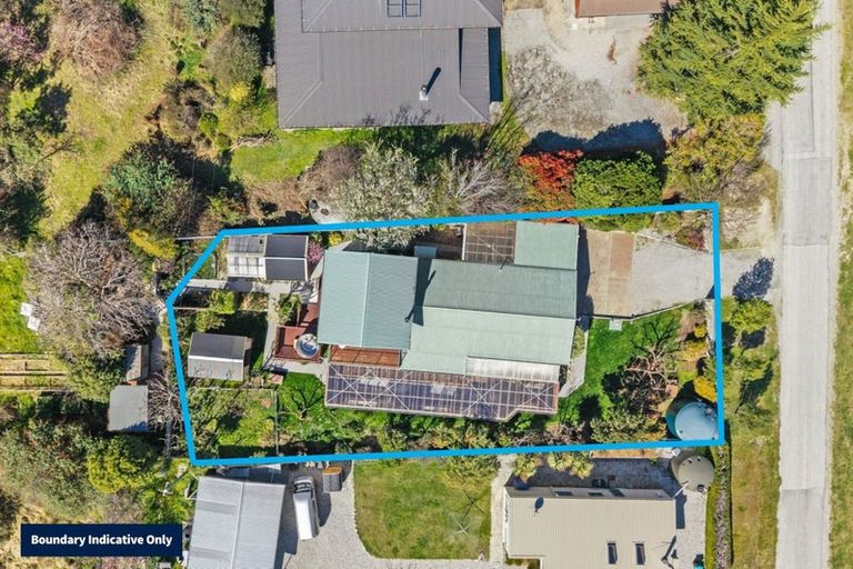 Photo of property in 10 Denniston Road, John Creek, Wanaka, 9382