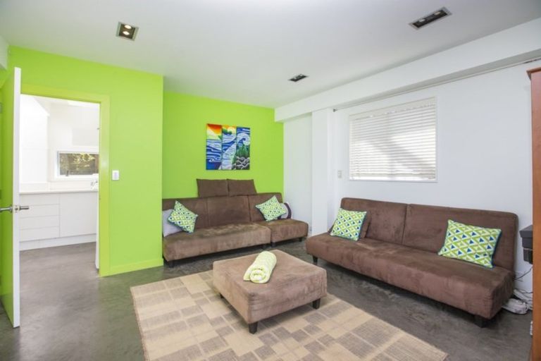 Photo of property in 32 Lincoln Street, Mangawhai Heads, Mangawhai, 0505