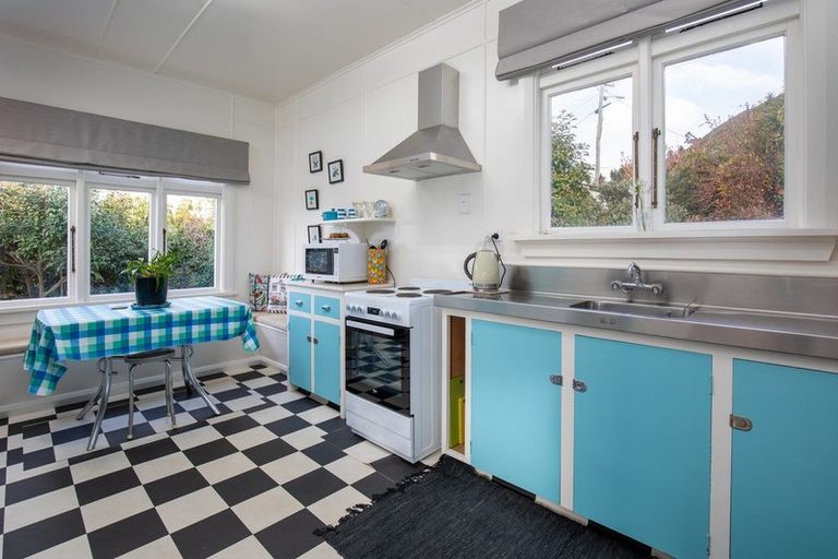 Photo of property in 34 Branxholm Street, Roxburgh, 9500