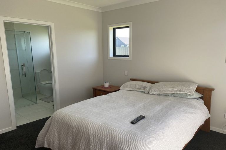 Photo of property in 18 Hikawera Drive, Frimley, Hastings, 4120