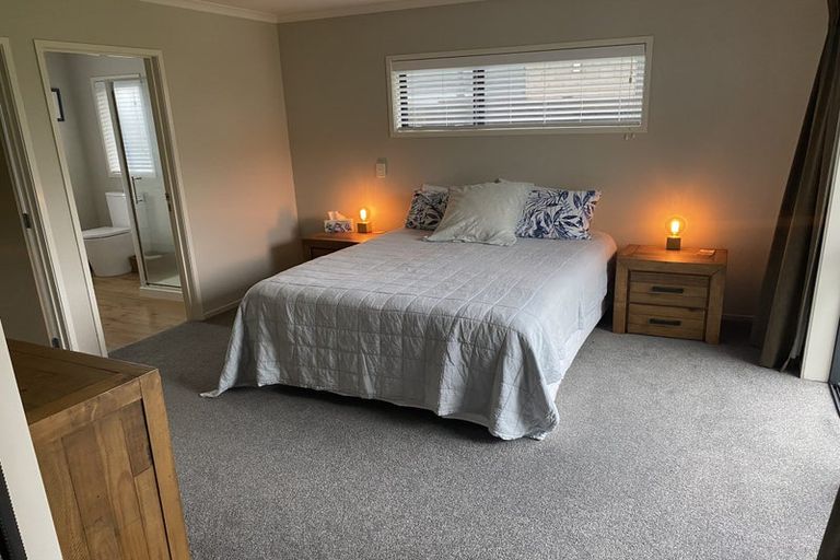 Photo of property in 11 Marlin Terrace, Bell Block, New Plymouth, 4312