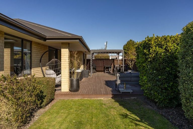 Photo of property in 47 Factory Road, Belfast, Christchurch, 8051