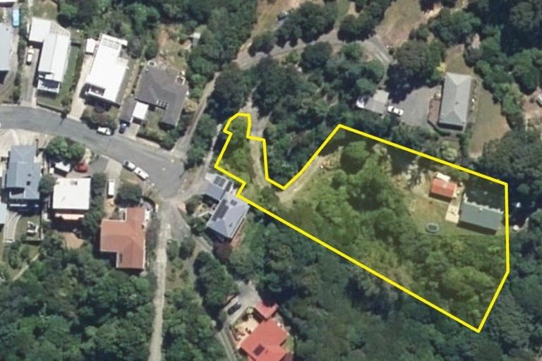 Photo of property in 25 Corlett Road, Plimmerton, Porirua, 5026