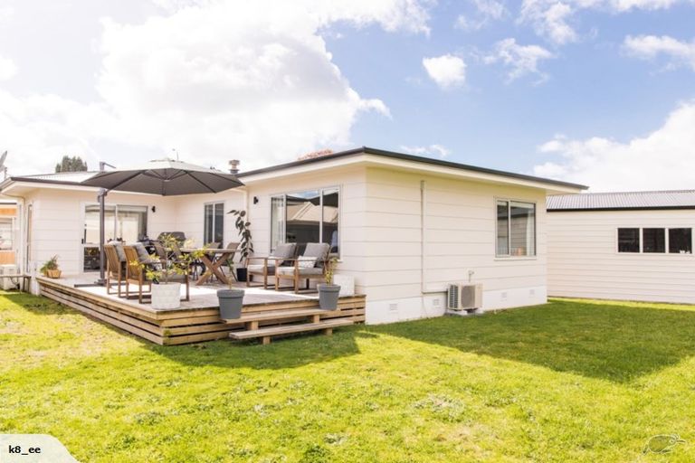 Photo of property in 52 Gloucester Road, Mount Maunganui, 3116