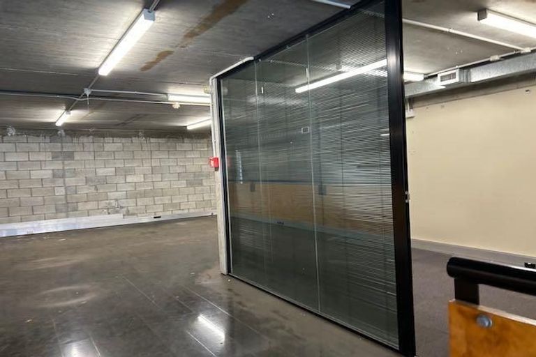 Photo of property in 25 Pirie Street, Palmerston North, 4410