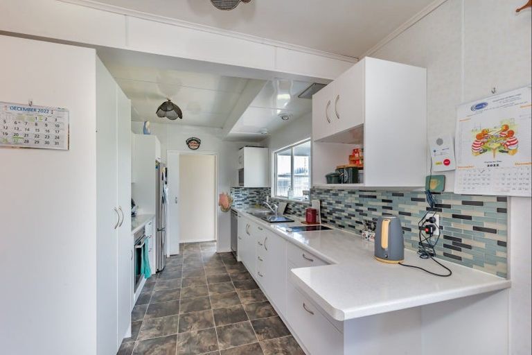 Photo of property in 5 Ngatiawa Street, Himatangi Beach, Foxton, 4891