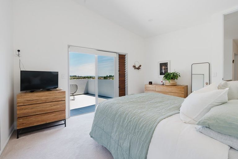 Photo of property in 50 Greenfield Drive, Western Heights, Hamilton, 3200