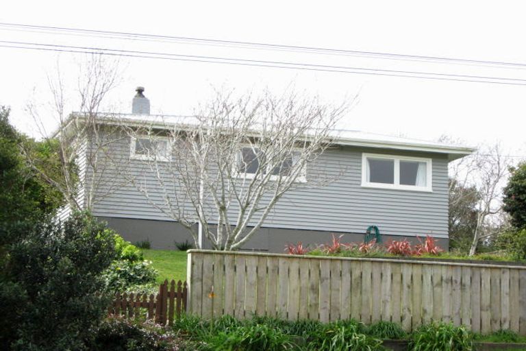Photo of property in 7 Whakawhiti Street, Marfell, New Plymouth, 4310