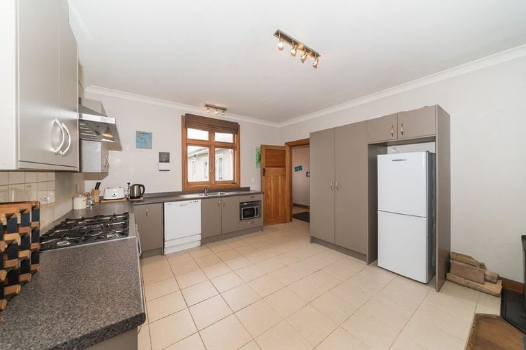 Photo of property in 33 Thomson Street, West End, Palmerston North, 4412