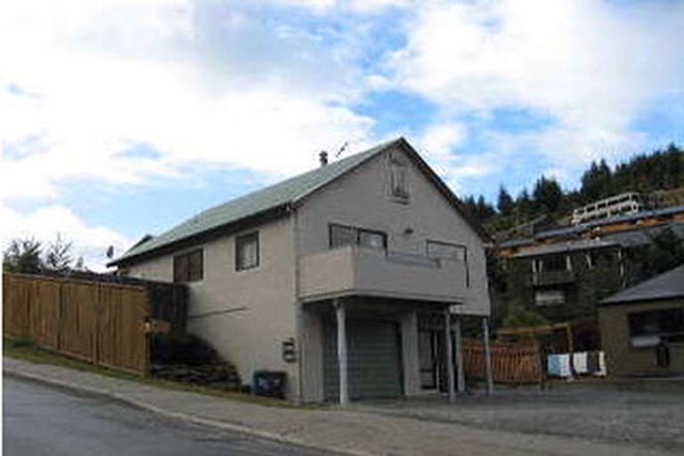 Photo of property in 237 Fernhill Road, Sunshine Bay, Queenstown, 9300