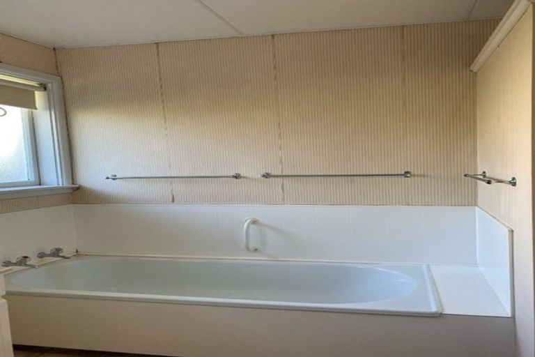 Photo of property in 301 Waimairi Road, Ilam, Christchurch, 8041