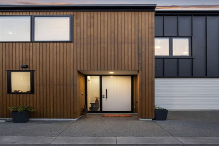 Photo of property in 3/11b Kilmarnock Street, Riccarton, Christchurch, 8011