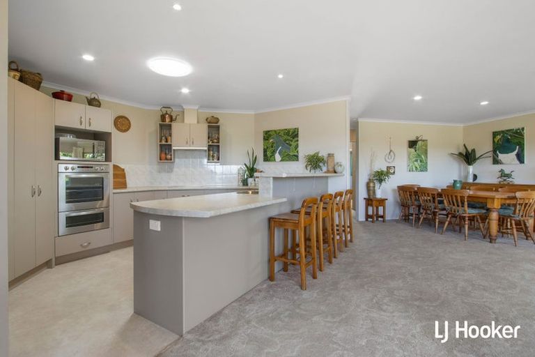 Photo of property in 127 Koutunui Road, Athenree, Katikati, 3177