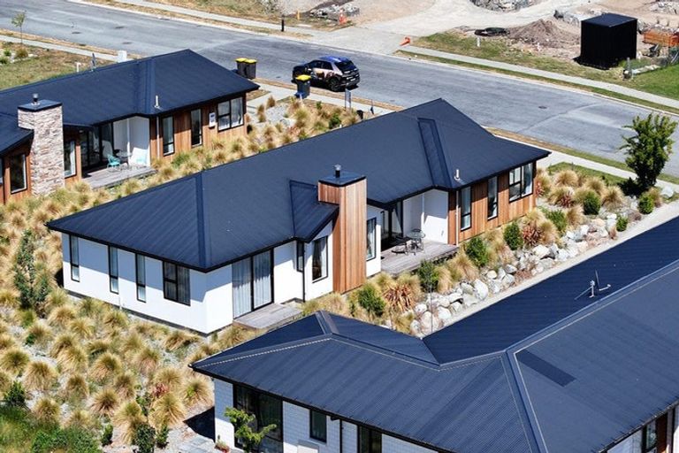 Photo of property in 21 Andrew Don Drive, Lake Tekapo, 7999