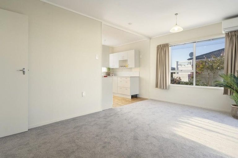 Photo of property in 23 Clemow Road, Fitzroy, New Plymouth, 4312