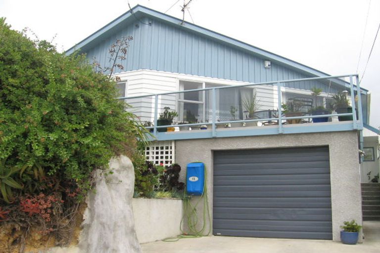 Photo of property in 48 View Road, Houghton Bay, Wellington, 6023