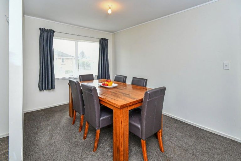 Photo of property in 2/19 Cameron Street, Papakura, 2110