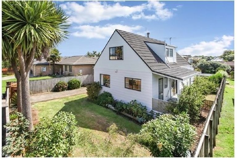 Photo of property in 135 Victoria Street West, Pukekohe, 2120