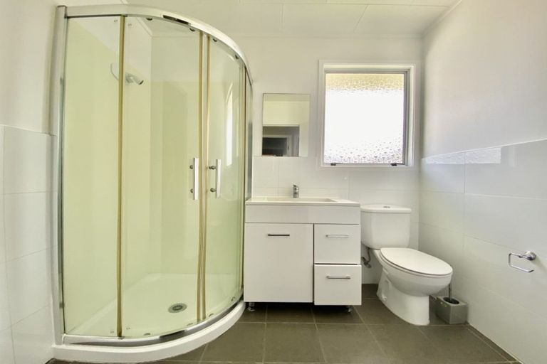 Photo of property in 37 Alabaster Drive, Papatoetoe, Auckland, 2025