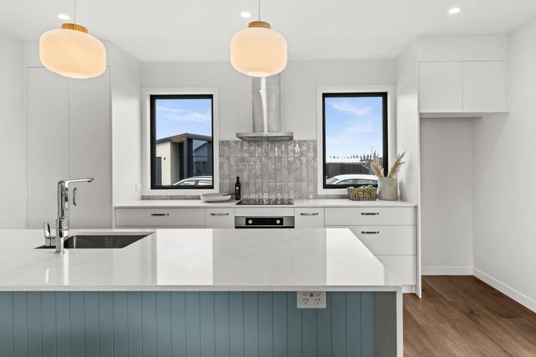 Photo of property in 10 Wai Orotu Street, Meeanee, 4110