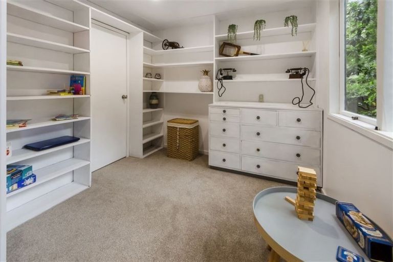 Photo of property in 25a Moore Street, Hillcrest, Auckland, 0627