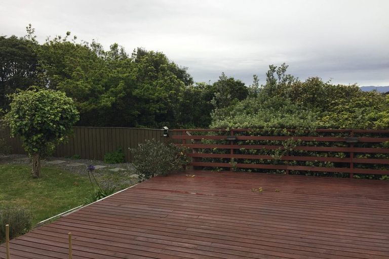 Photo of property in 6 Mclintock Street, Johnsonville, Wellington, 6037