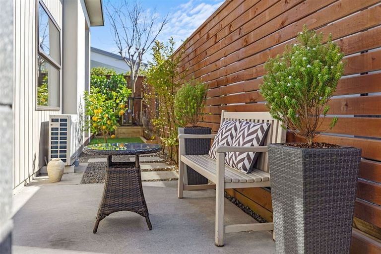 Photo of property in 70 Coast Boulevard, Papamoa Beach, Papamoa, 3118