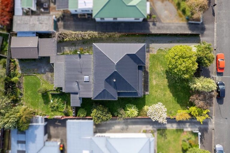 Photo of property in 12 Grant Street, Dannevirke, 4930