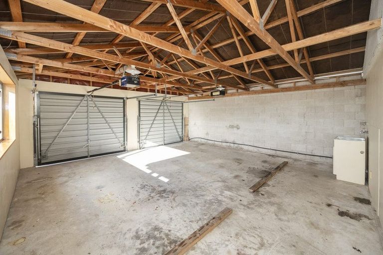 Photo of property in 10 Ure Street, South Hill, Oamaru, 9400