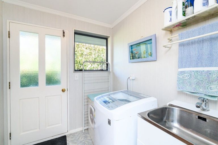 Photo of property in 8a Halcombe Road, Feilding, 4702