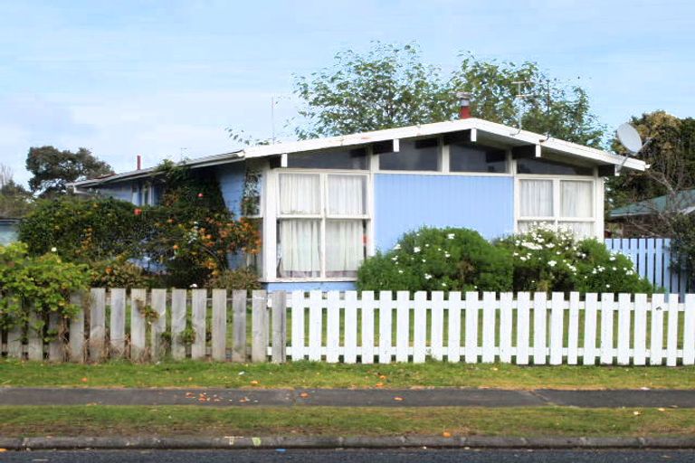 Photo of property in 8 Quennell Avenue, Favona, Auckland, 2024