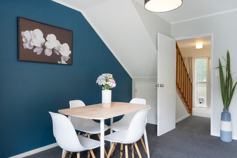 Photo of property in 12/2 Burdendale Grove, Churton Park, Wellington, 6037