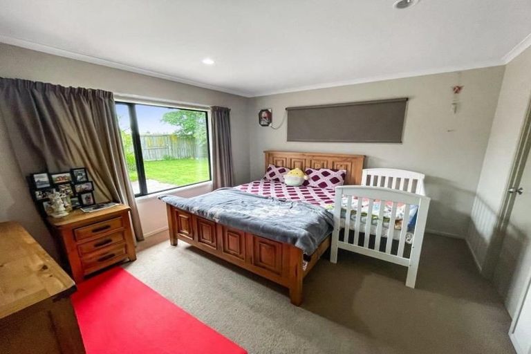 Photo of property in 8 Shirley Place, Huntington, Hamilton, 3210