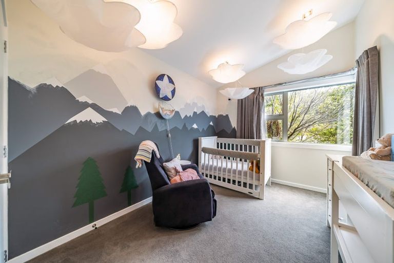 Photo of property in 9 Sylvan Way, Silverstream, Upper Hutt, 5019