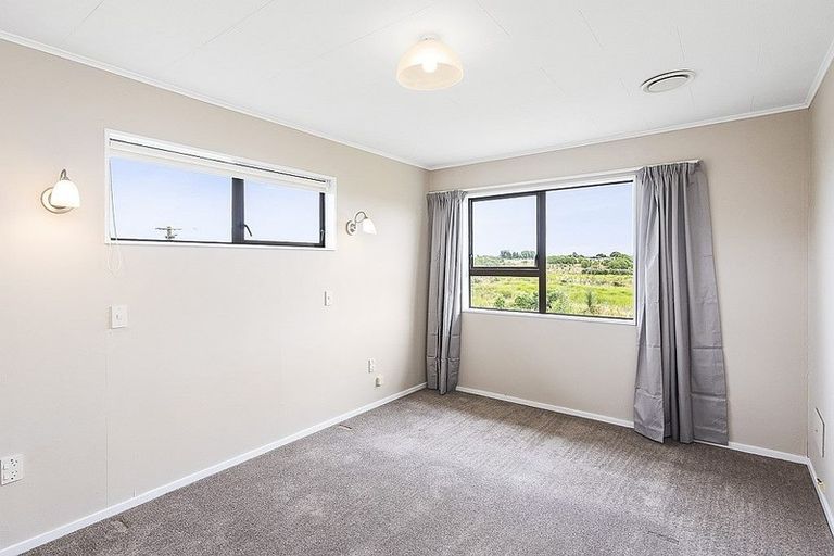 Photo of property in 1 Manawa Avenue, Raumati Beach, Paraparaumu, 5032