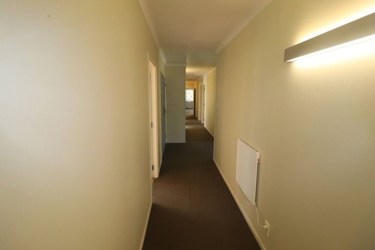 Photo of property in 1 Red Bluff Rise, Campbells Bay, Auckland, 0630