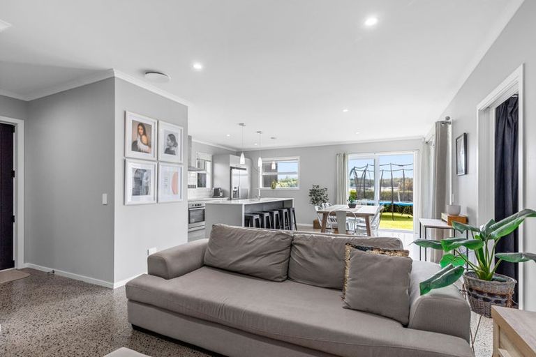 Photo of property in 11 Caldera Close, Pyes Pa, Tauranga, 3112