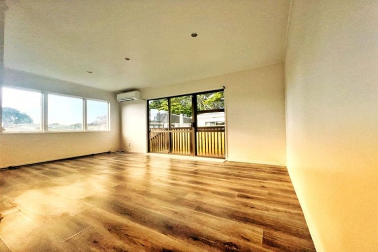 Photo of property in 24 Volante Avenue, Wattle Downs, Auckland, 2103