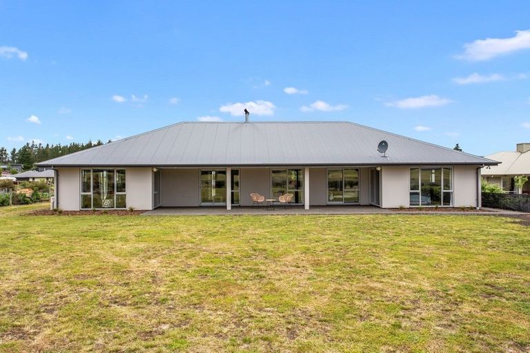 Photo of property in 37 Glenmark Drive, Waipara, 7483