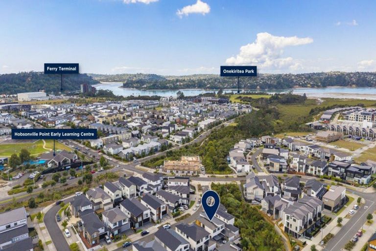 Photo of property in 8 Hato Road, Hobsonville, Auckland, 0616