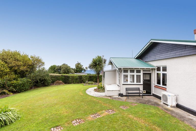 Photo of property in 42 Hunt Street, Andersons Bay, Dunedin, 9013