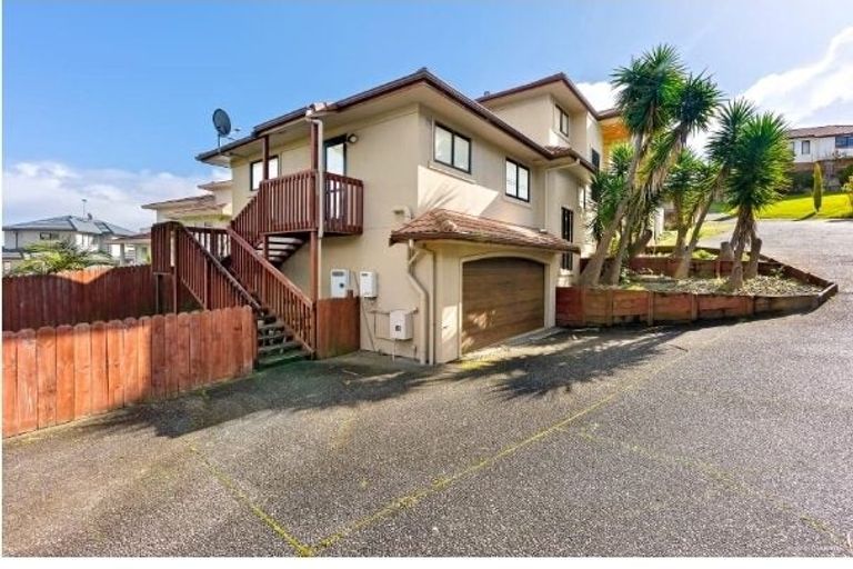 Photo of property in 24 Vireya Court, Goodwood Heights, Auckland, 2105