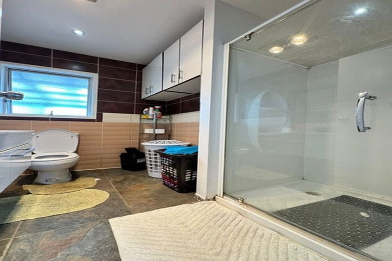 Photo of property in 196 Wordsworth Road, Manurewa, Auckland, 2102