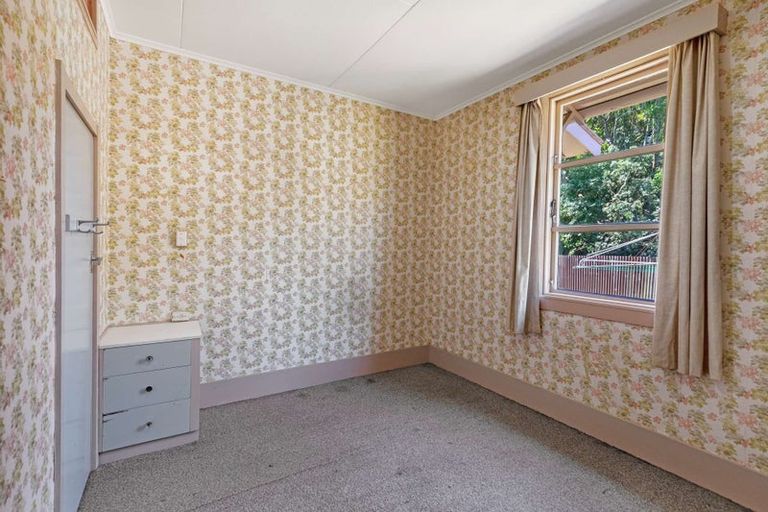 Photo of property in 2 Caius Avenue, Gonville, Whanganui, 4501