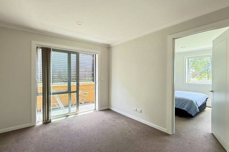 Photo of property in 52 Caldera Drive, Long Bay, Auckland, 0630
