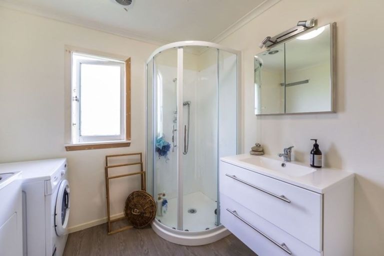 Photo of property in 877 Kahikatea Flat Road, Waitoki, Kaukapakapa, 0871