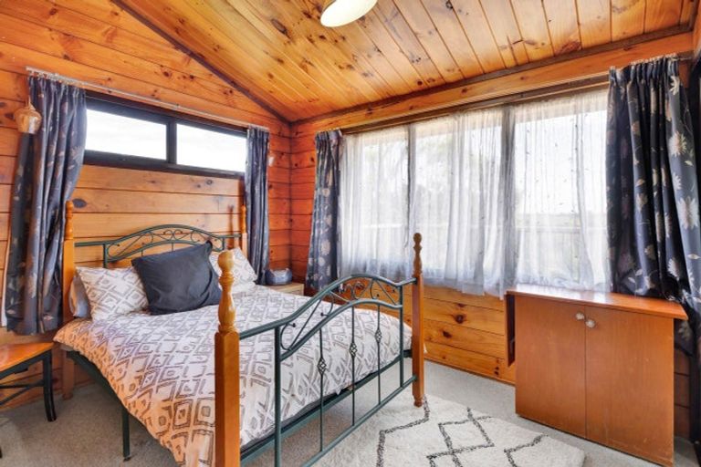 Photo of property in 17a Saint Ives Grove, Whalers Gate, New Plymouth, 4310