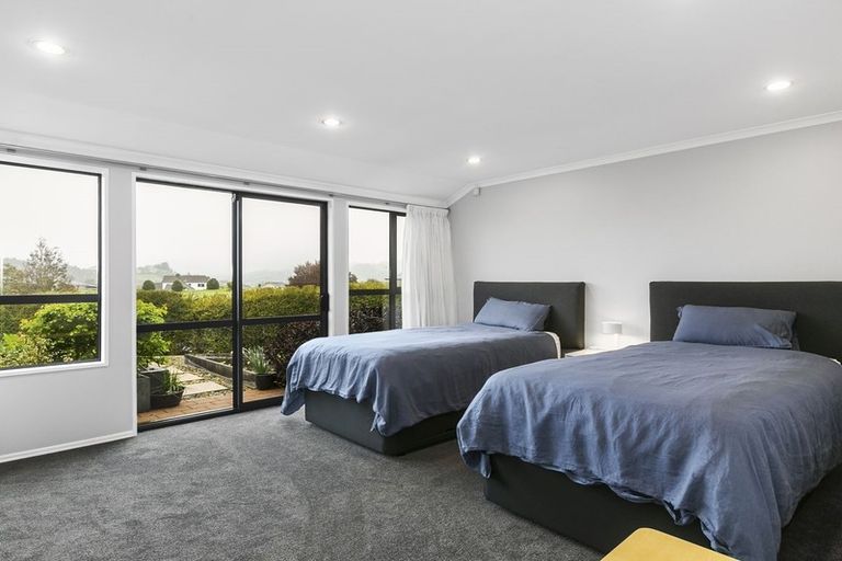 Photo of property in 1 Sunninghurst Drive, Fairfield, Dunedin, 9018